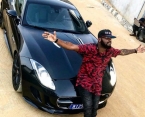 Showbiz : Arafat Dj s’est offert une voiture de 100 millions de FCFA 